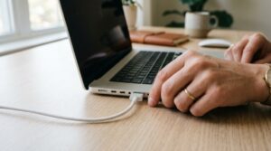 Laptop Won’t Turn On? 7 Fixes That Actually Work